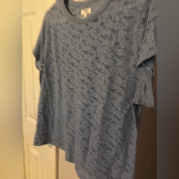 3 Aerie lace tops - Picture 9 of 10